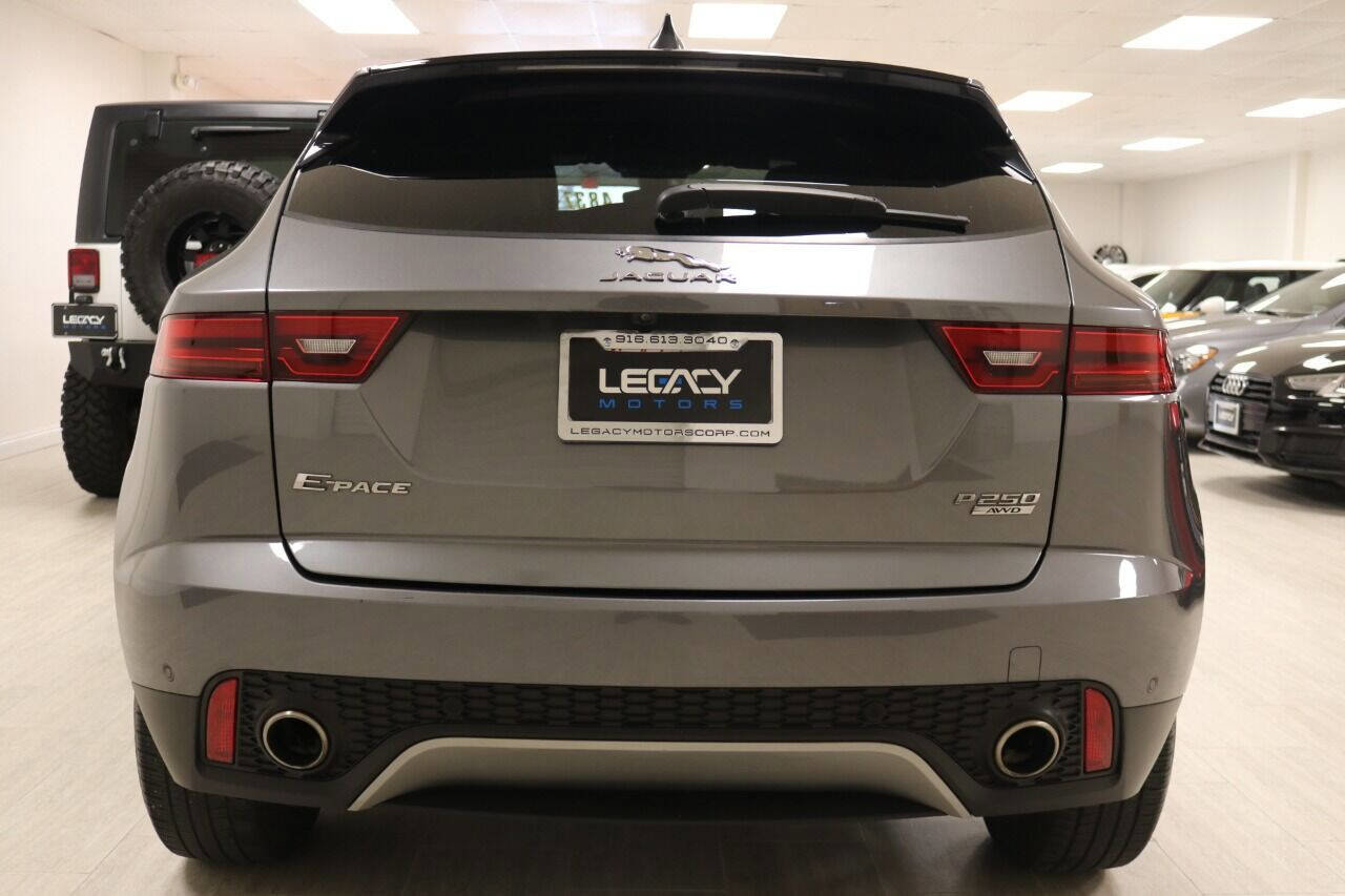 Used 2020 Jaguar E-PACE SE image 6