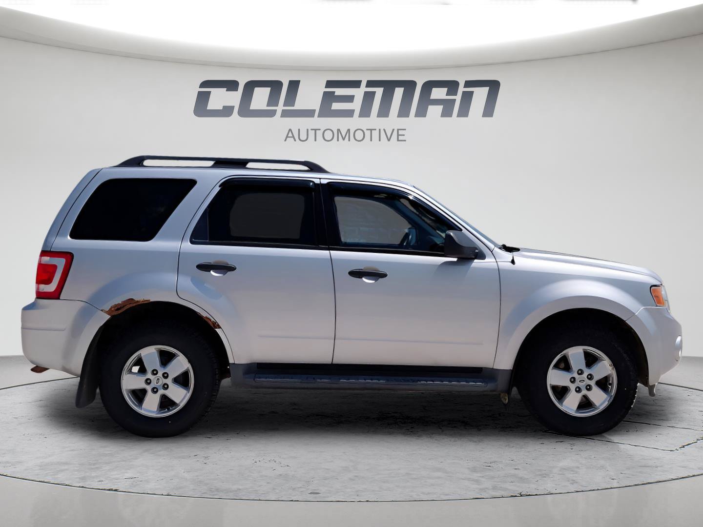 Used 2010 Ford Escape XLT FWD image 17