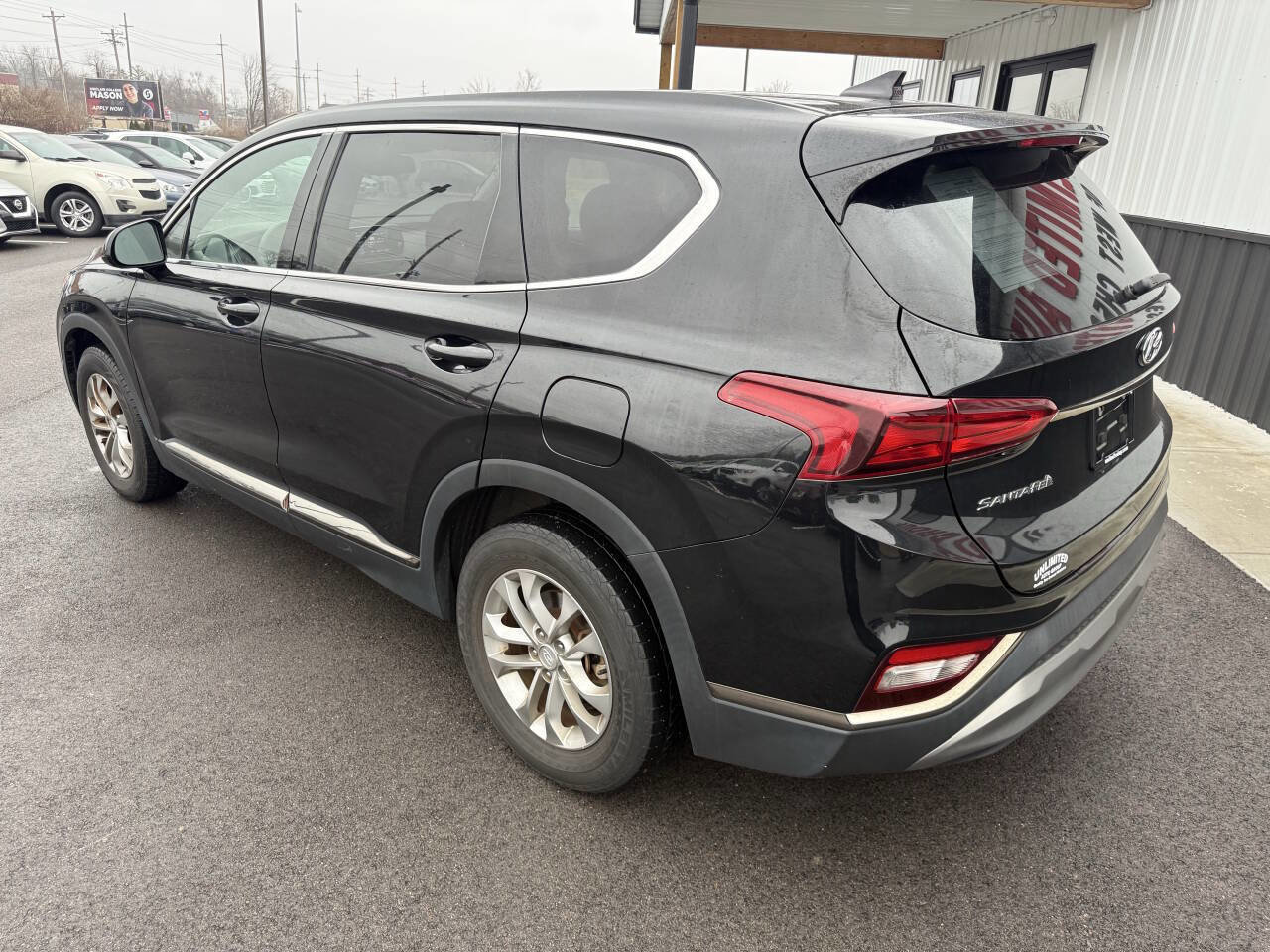 Used 2019 Hyundai Santa Fe SEL w/ Cargo Package FWD image 11