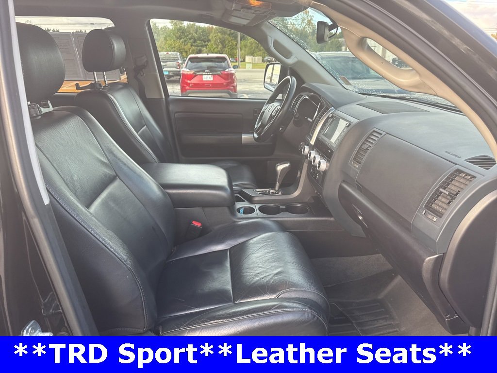 Used 2020 Toyota Sequoia SR5 image 24