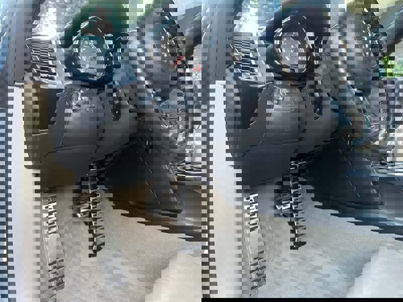 Used 2009 Audi R8 V8 w/ Enhanced Leather Pkg image 15