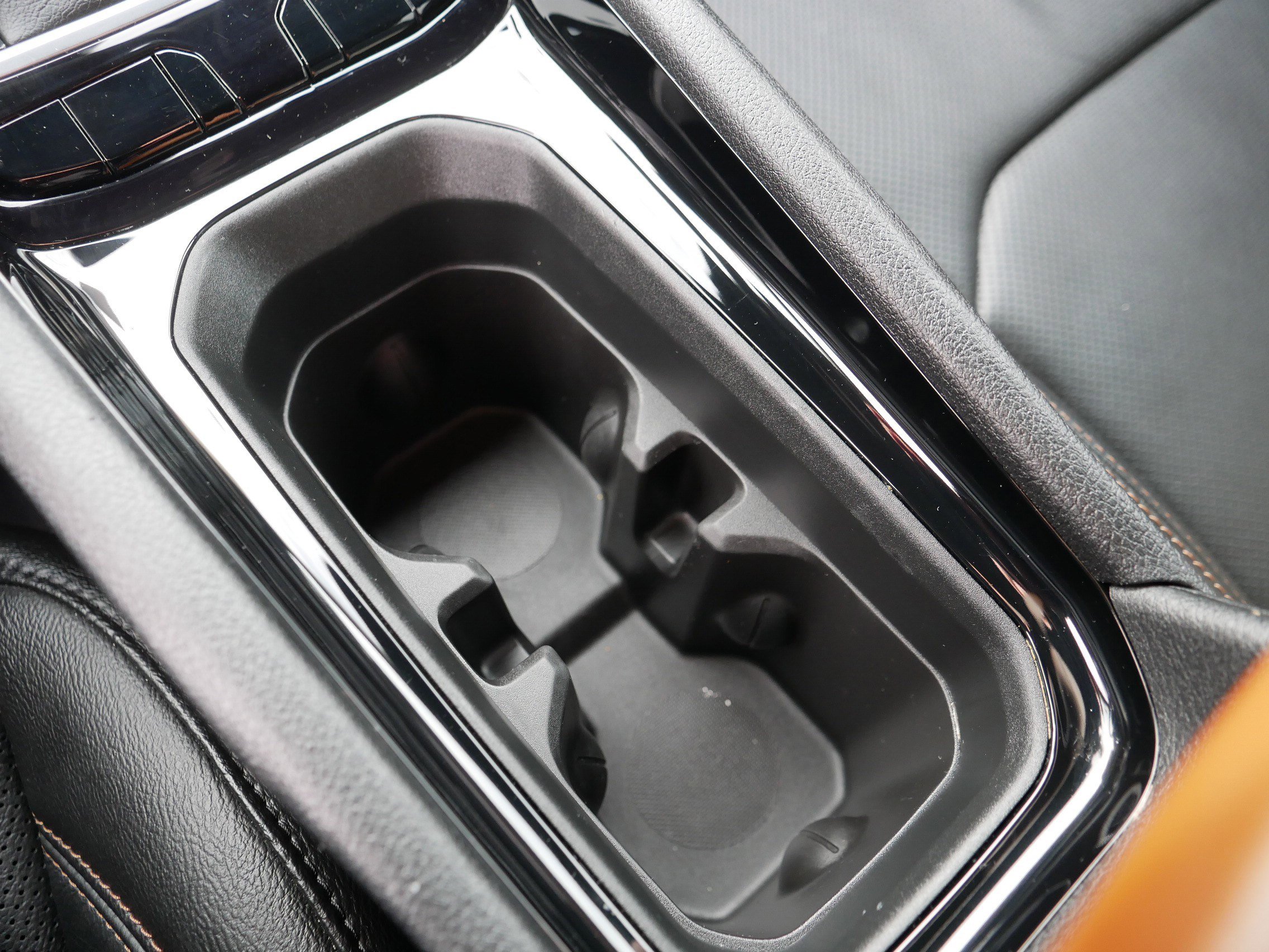 Used 2024 Jeep Compass Limited w/ Elite Group image 32