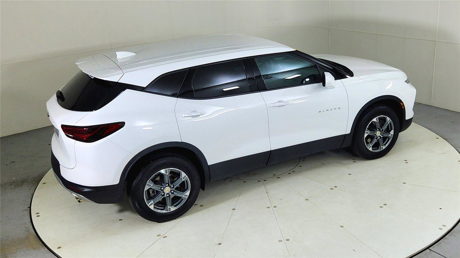 Used 2023 Chevrolet Blazer LT image 22