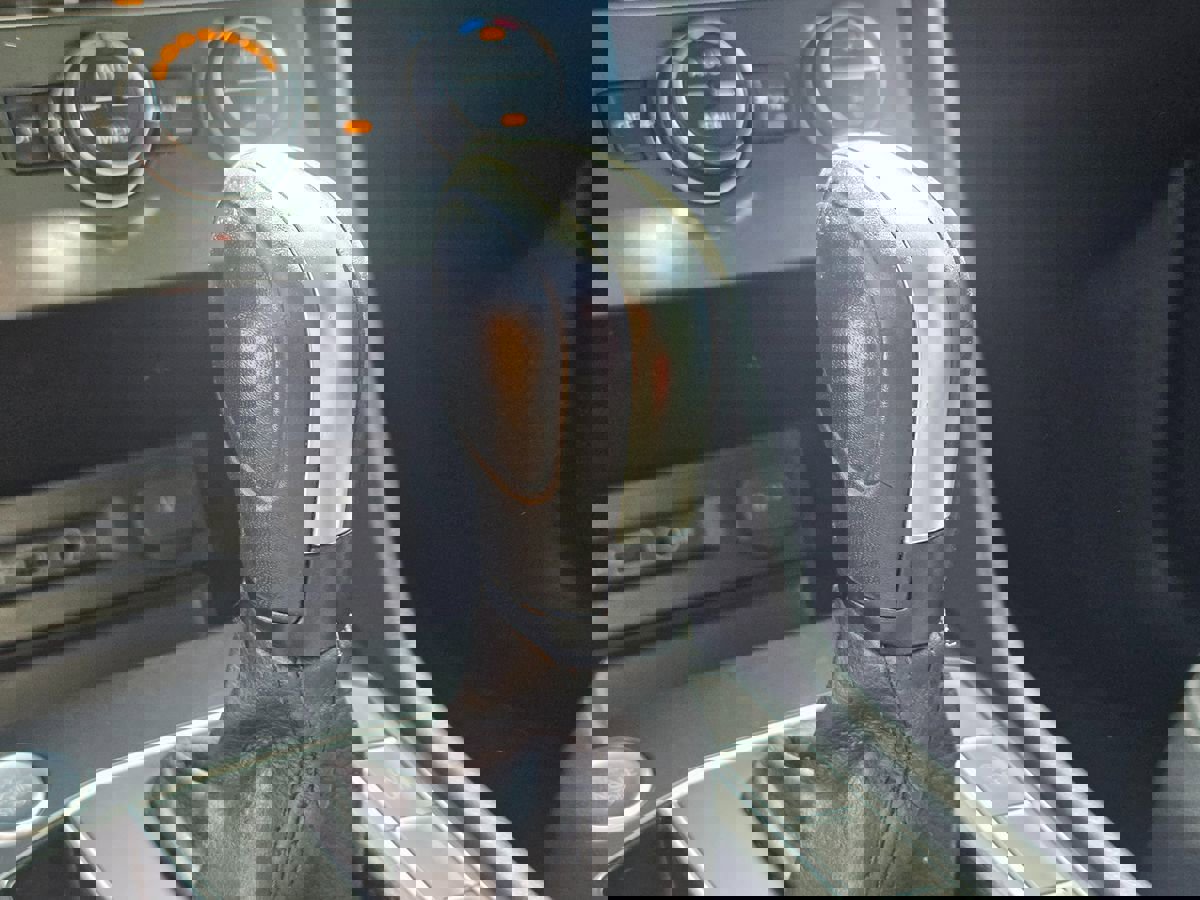 Used 2020 Volkswagen Tiguan SE w/ Panoramic Sunroof Package image 33