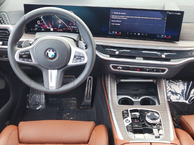 Used 2026 BMW X7 xDrive40i w/ Executive Package AWD/4WD image 29