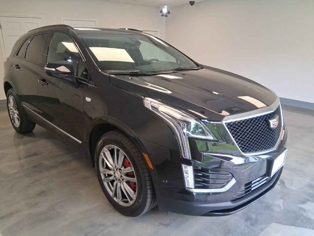 Certified 2026 Cadillac XT5 Sportv w/ LPO, Floor Liner Package