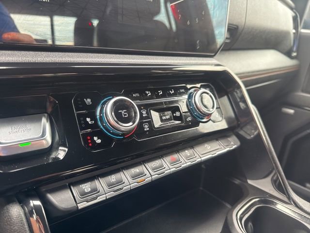 Used 2024 GMC Sierra 2500 AT4 w/ AT4 Premium Plus Package image 5