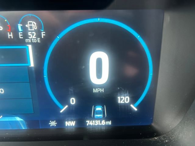 Used 2022 Ford F150 Lariat w/ Equipment Group 501A Mid image 25