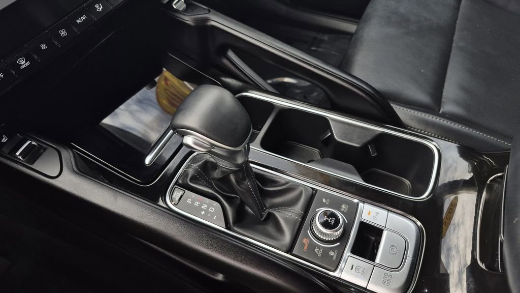 Certified 2025 Kia Telluride S image 26