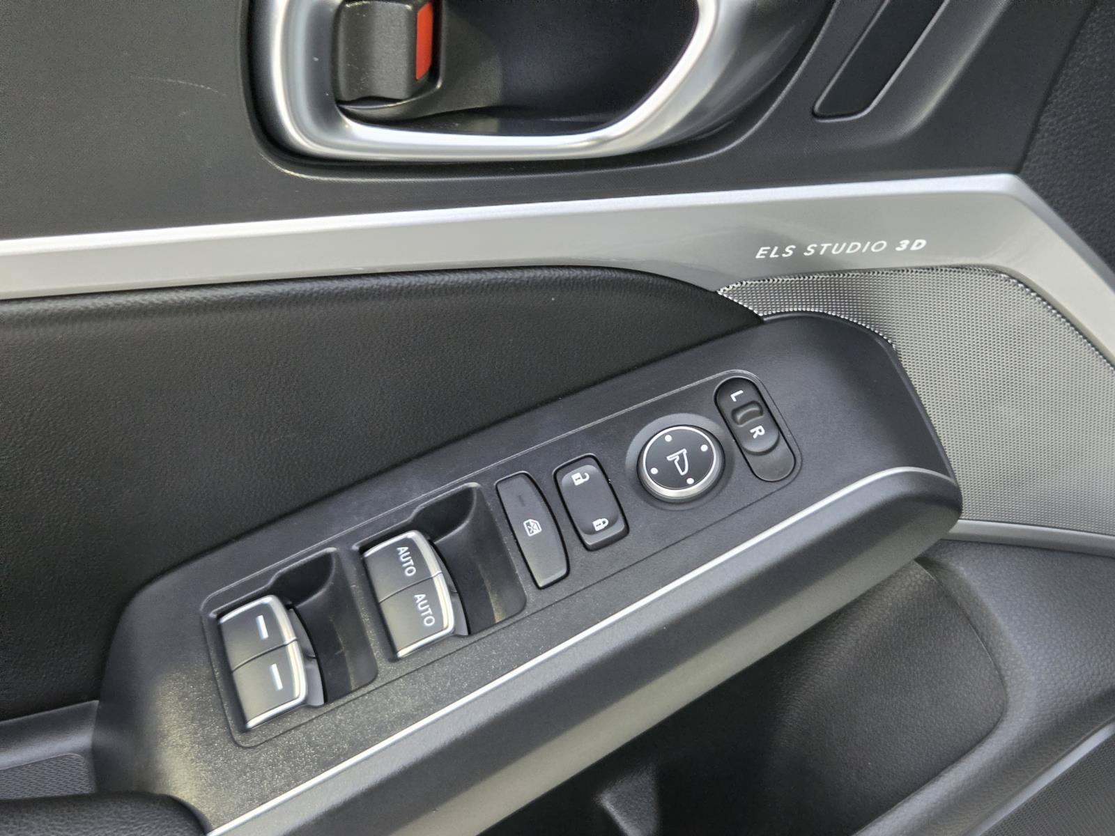 Used 2025 Acura Integra Type S FWD image 14