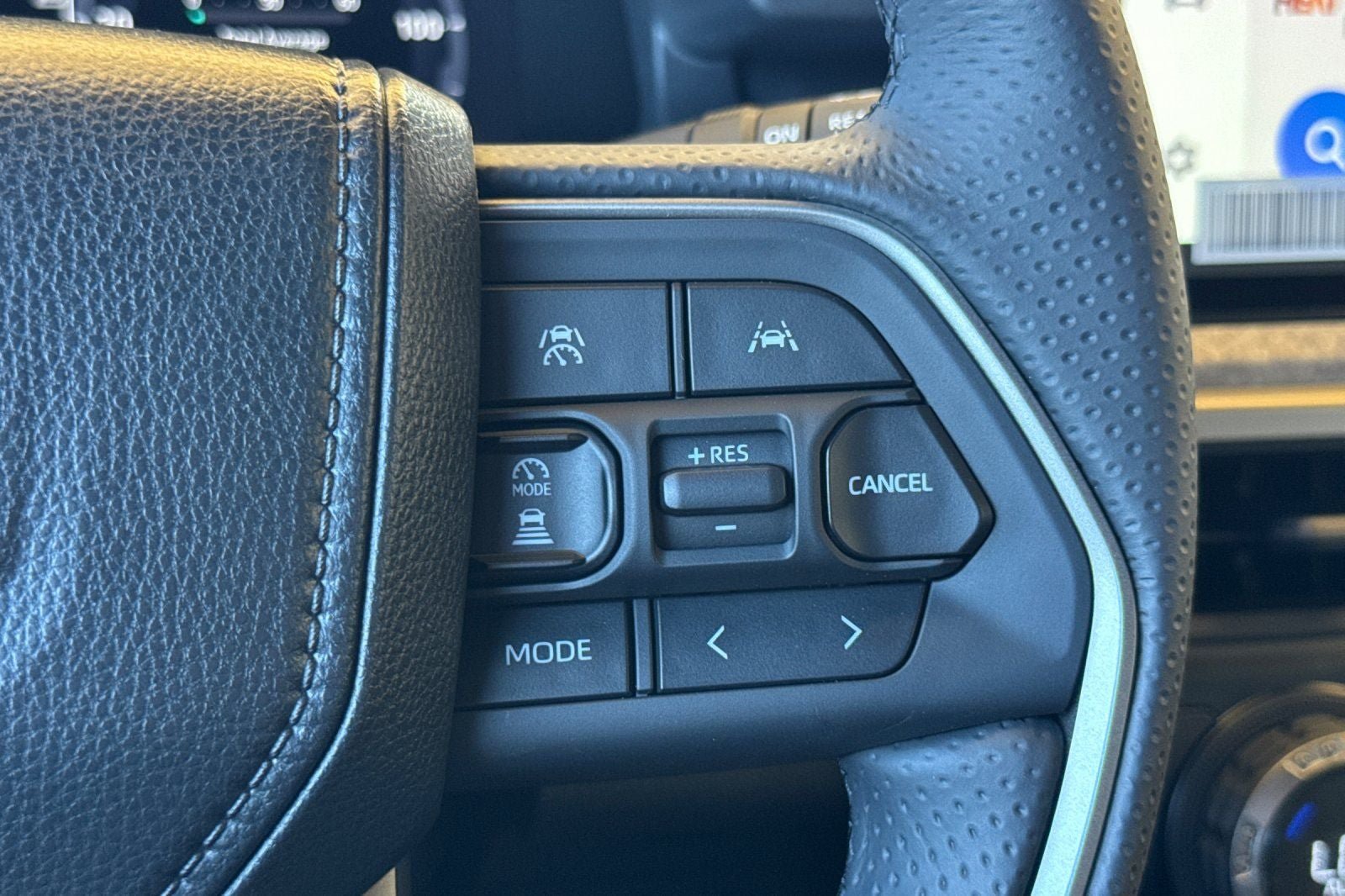 New 2026 Toyota 4Runner Trailhunter AWD/4WD image 30
