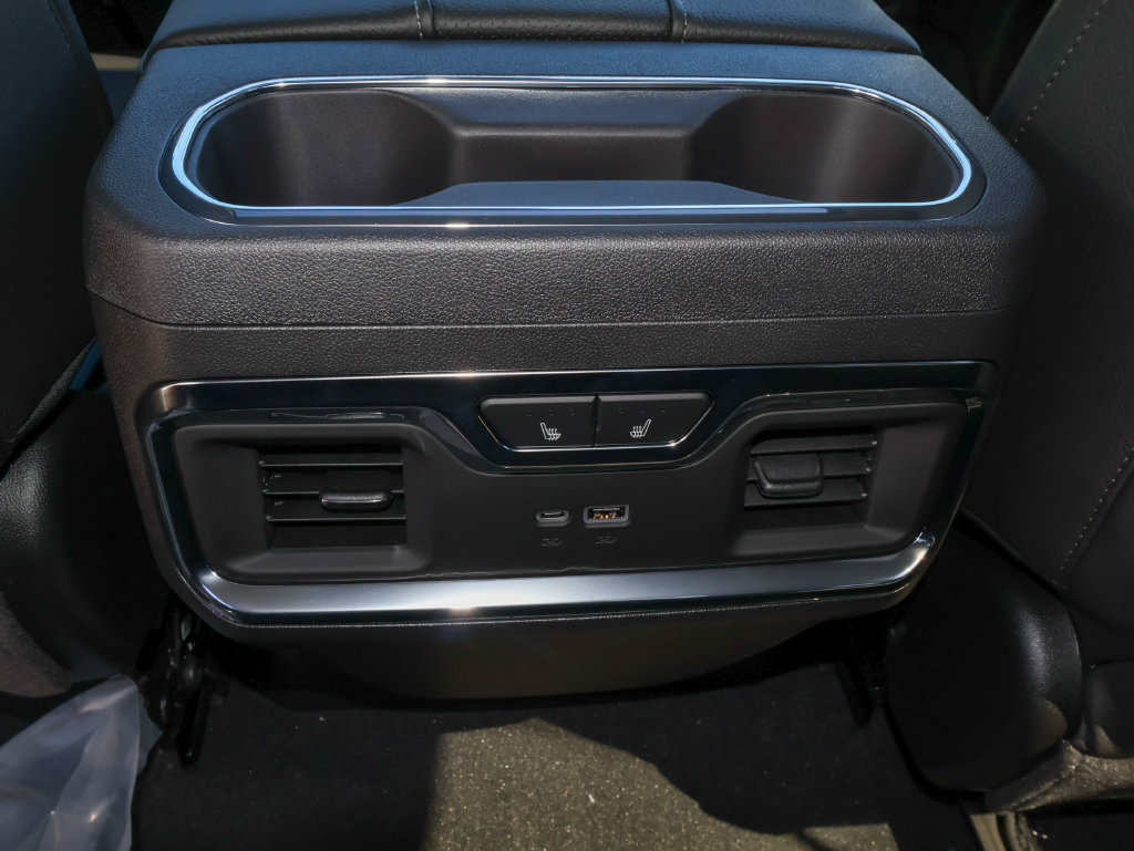 New 2026 GMC Sierra 1500 Denali w/ Denali Reserve Package AWD/4WD image 12