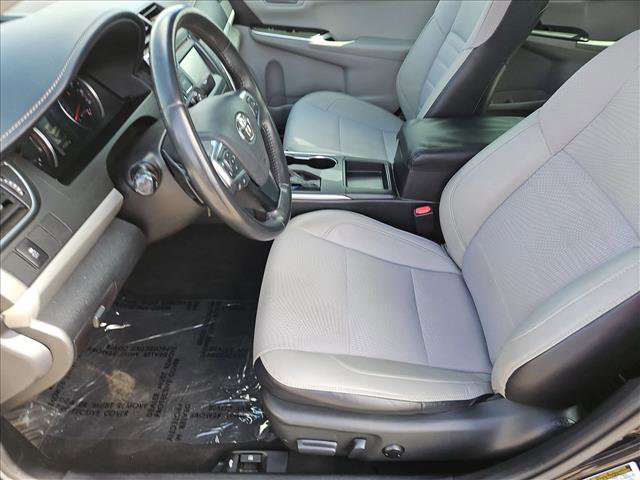 Used 2017 Toyota Camry SE FWD image 20