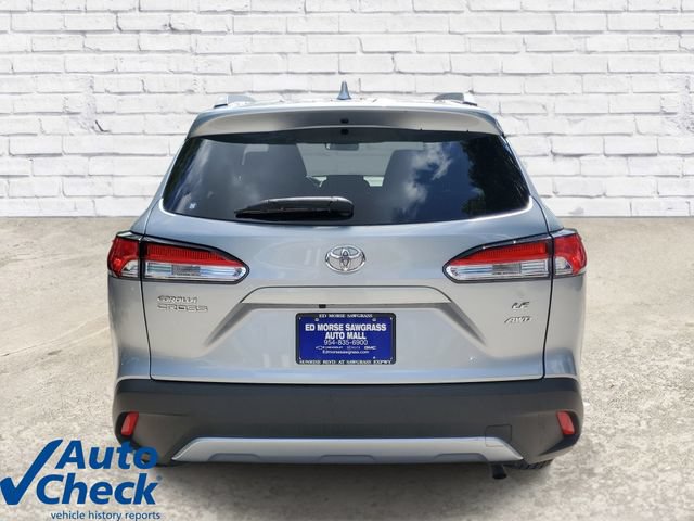 Used 2023 Toyota Corolla Cross LE w/ Moonroof Package AWD/4WD image 3