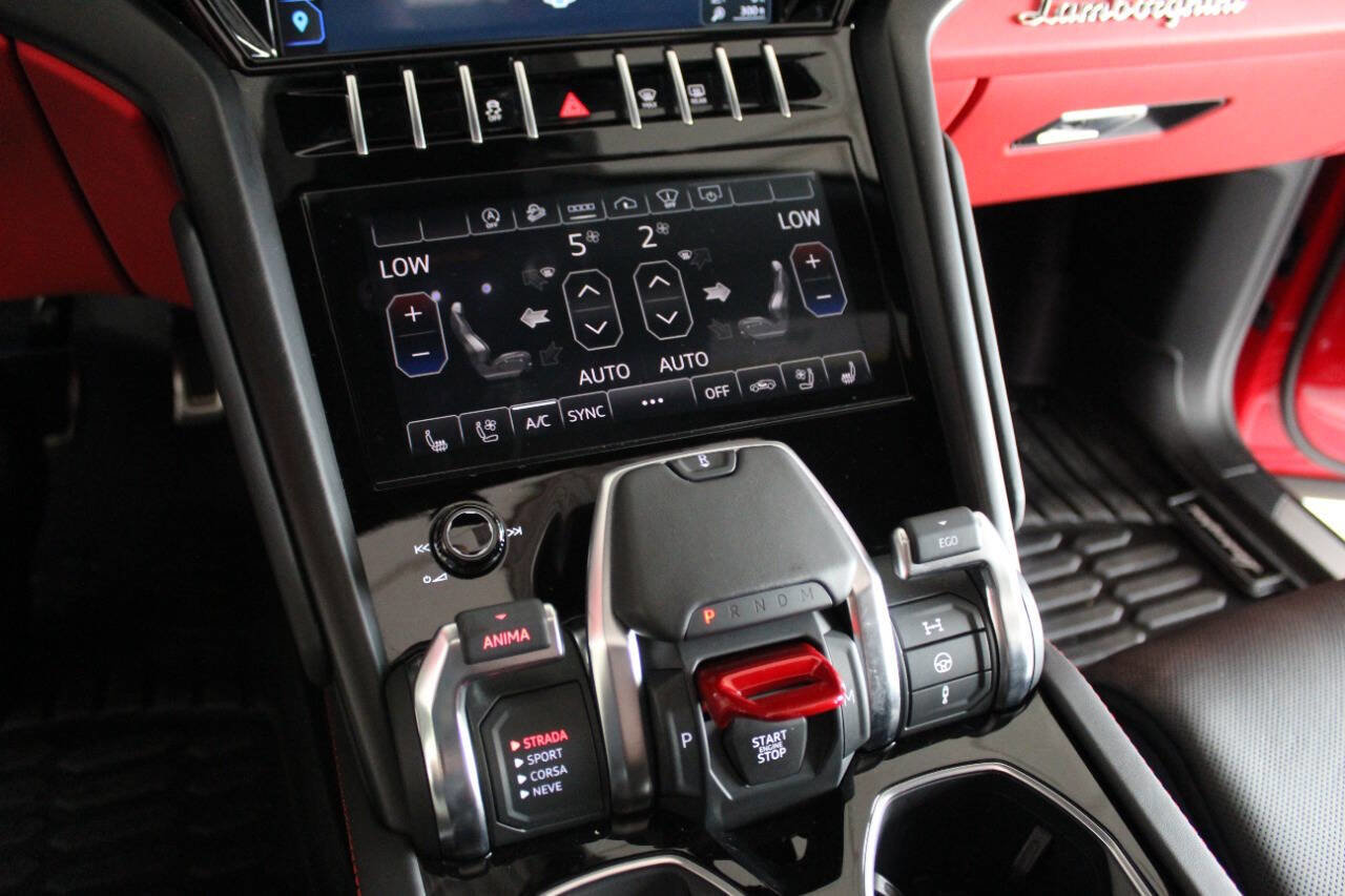Used 2023 Lamborghini Urus S image 33