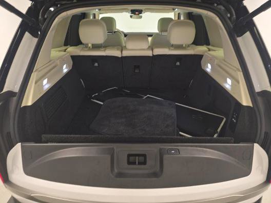 Used 2024 Land Rover Range Rover SE image 10