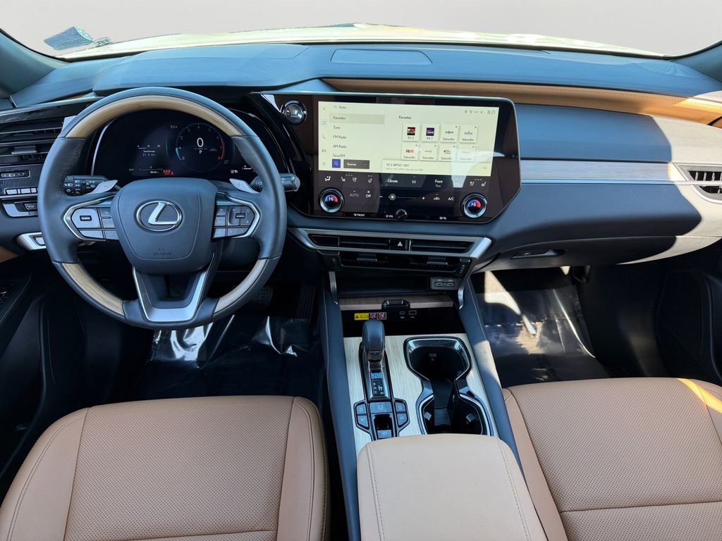 Used 2025 Lexus RX 350 Premium image 11