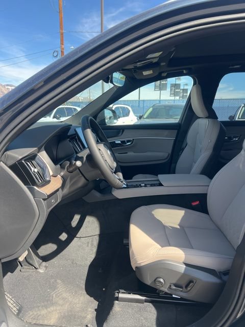 New 2026 Volvo XC90 B6 Plus w/ Protection Package Premier AWD/4WD image 21