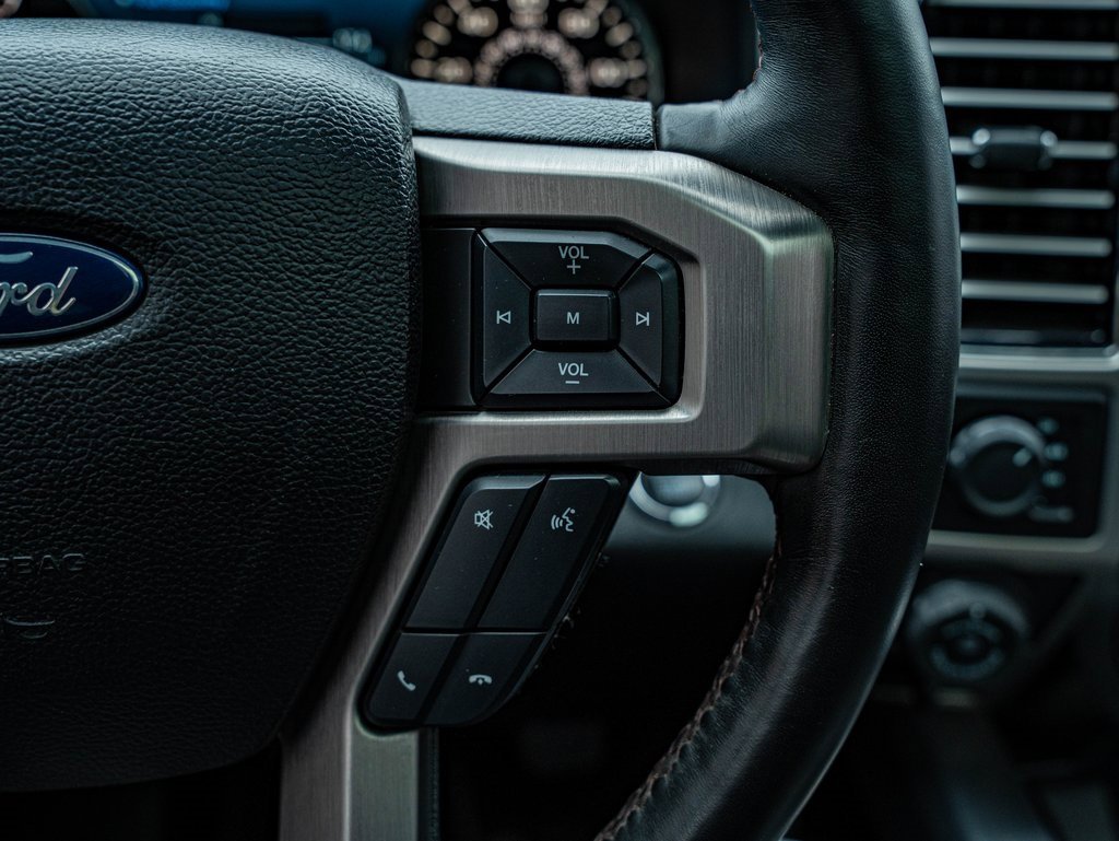 Used 2018 Ford F150 Platinum w/ Equipment Group 701A Luxury image 21