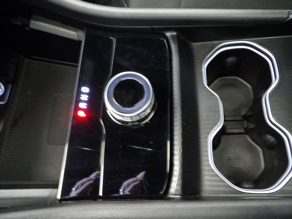 Used 2025 Jeep Grand Cherokee Laredo X w/ Luxury Tech Group I image 33