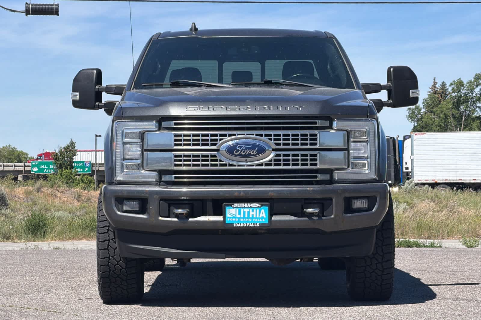 Used 2019 Ford F250 Platinum w/ Platinum Ultimate Package AWD/4WD image 10