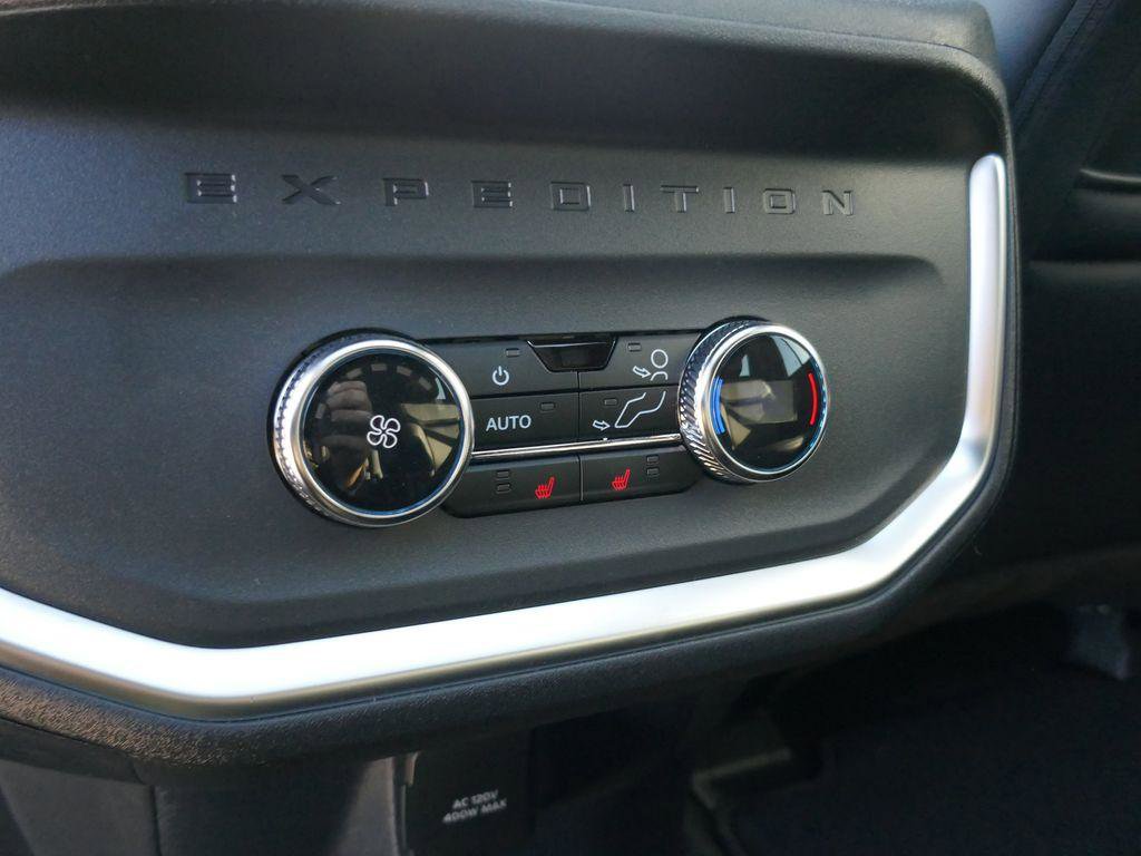 New 2026 Ford Expedition Max Platinum AWD/4WD image 16