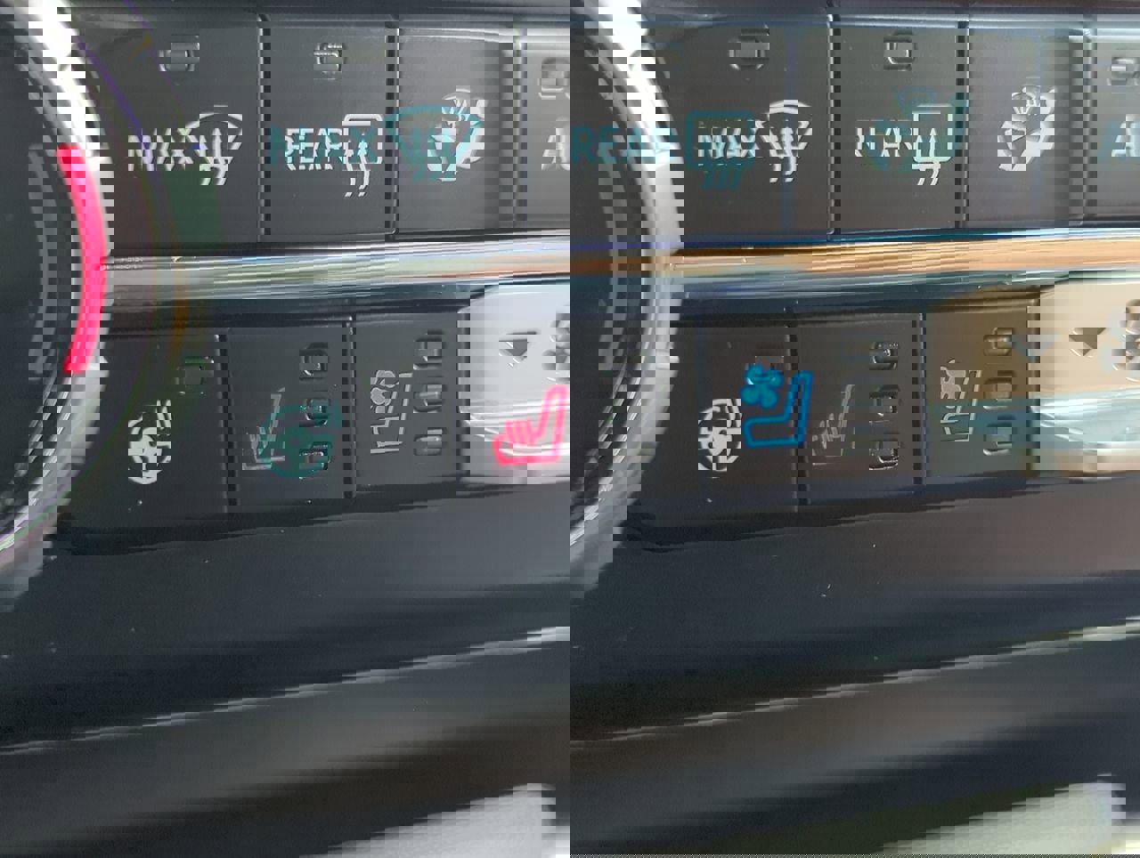 Used 2024 Ford F350 Platinum image 22