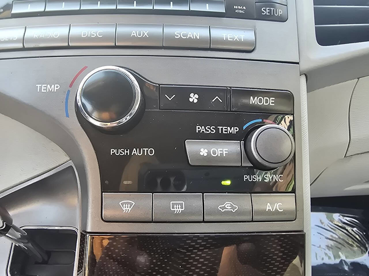 Used 2012 Toyota Venza LE image 31
