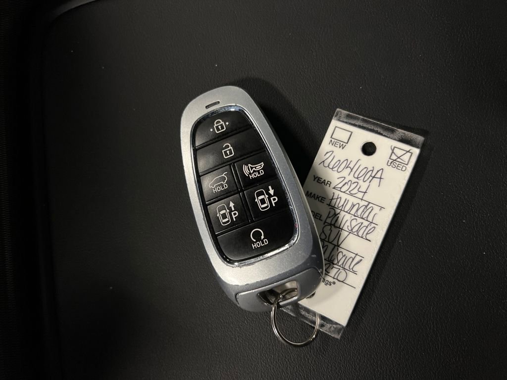 Used 2024 Hyundai Palisade Calligraphy image 29