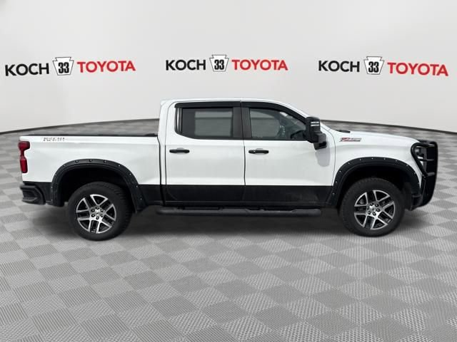 Used 2020 Chevrolet Silverado 1500 LT Trail Boss image 9