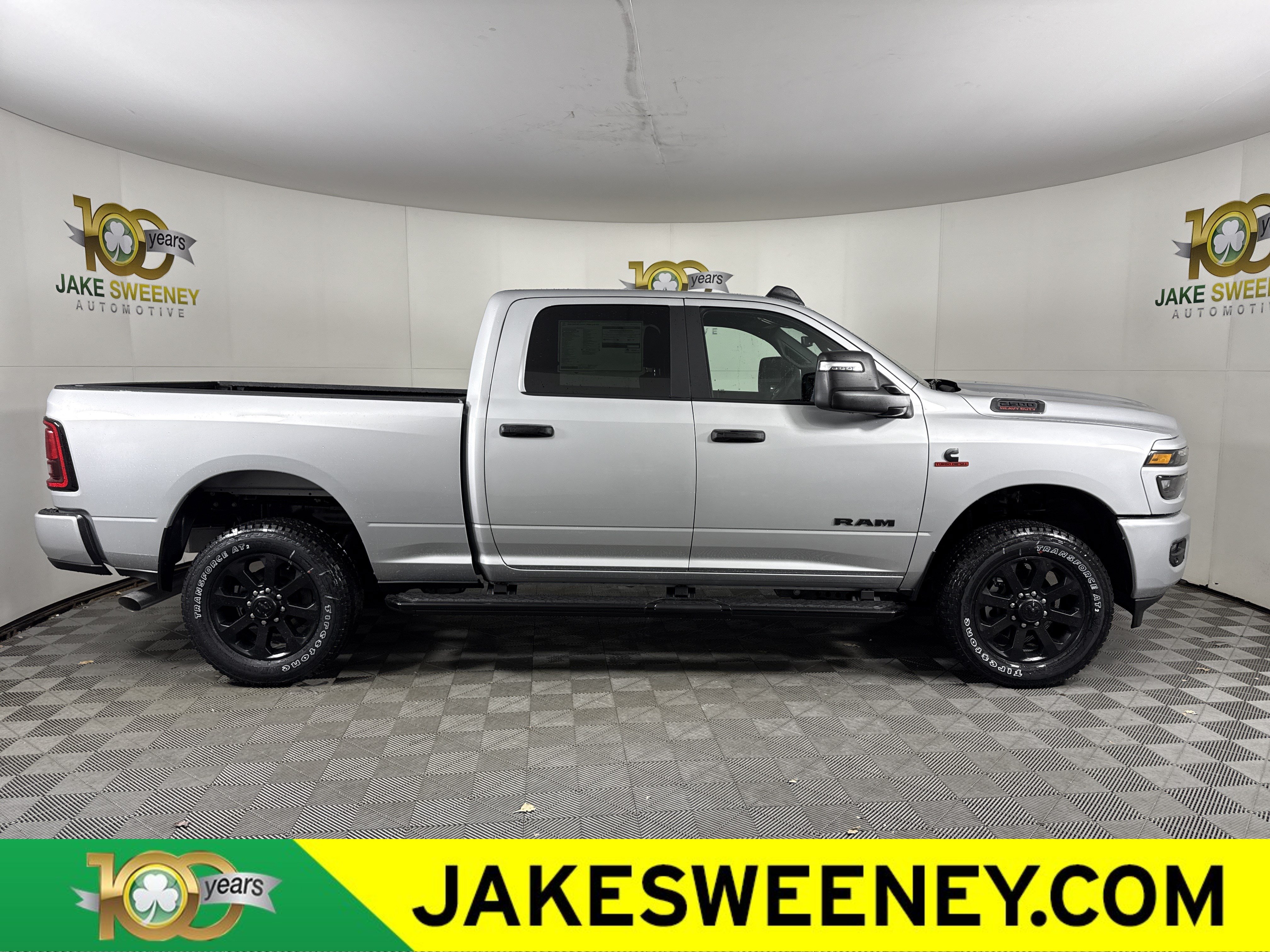 New 2026 RAM 2500 Big Horn AWD/4WD image 11