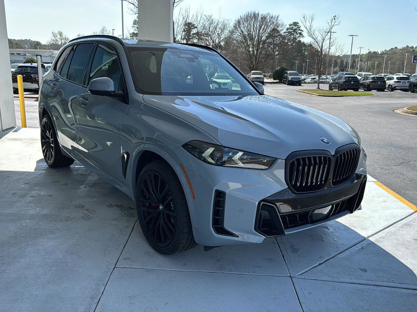 New 2026 BMW X5 sDrive40i image 7