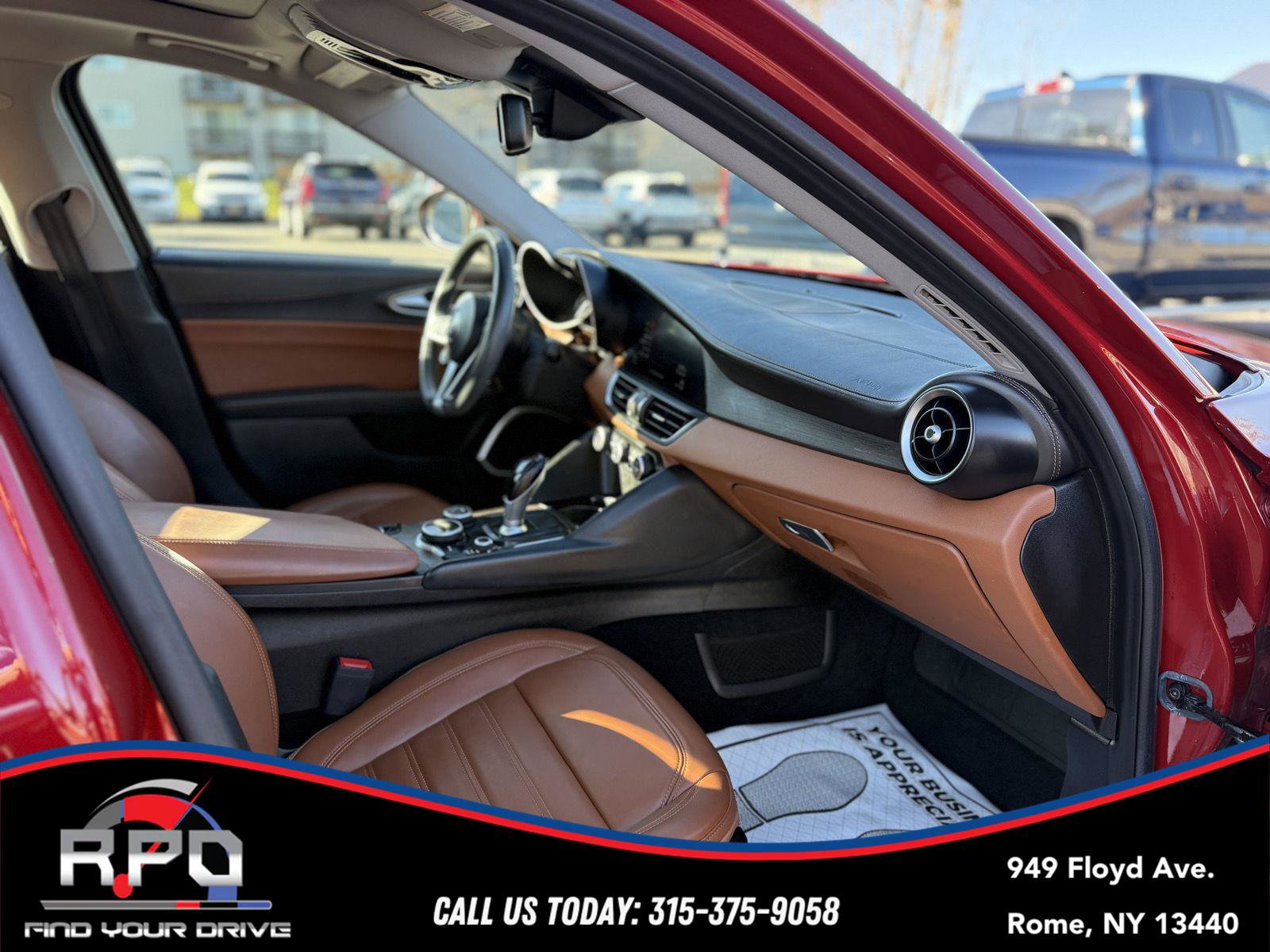 Used 2019 Alfa Romeo Giulia Ti w/ Quick Order Package 22X Lusso image 20