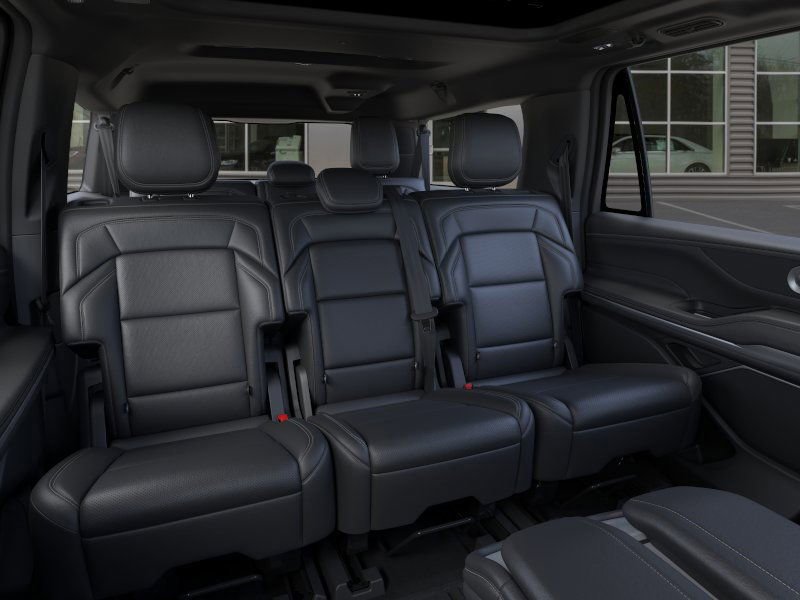 New 2025 Lincoln Navigator L Reserve w/ Jet Appearance Package image 11