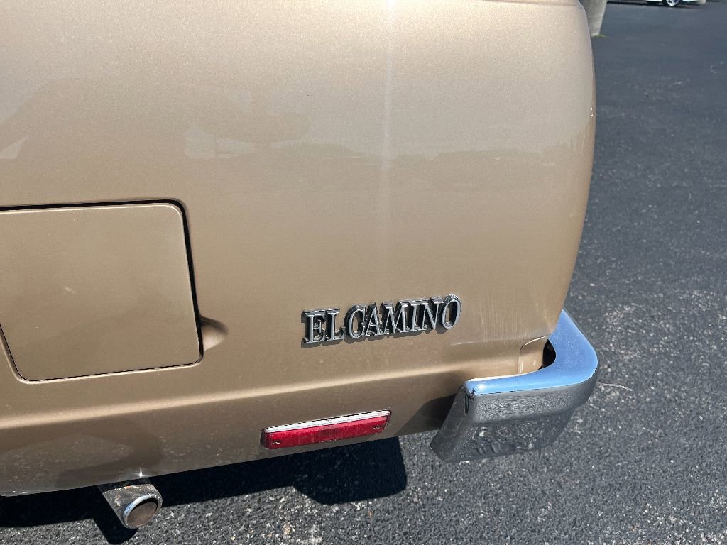 Used 1986 Chevrolet El Camino Base image 16