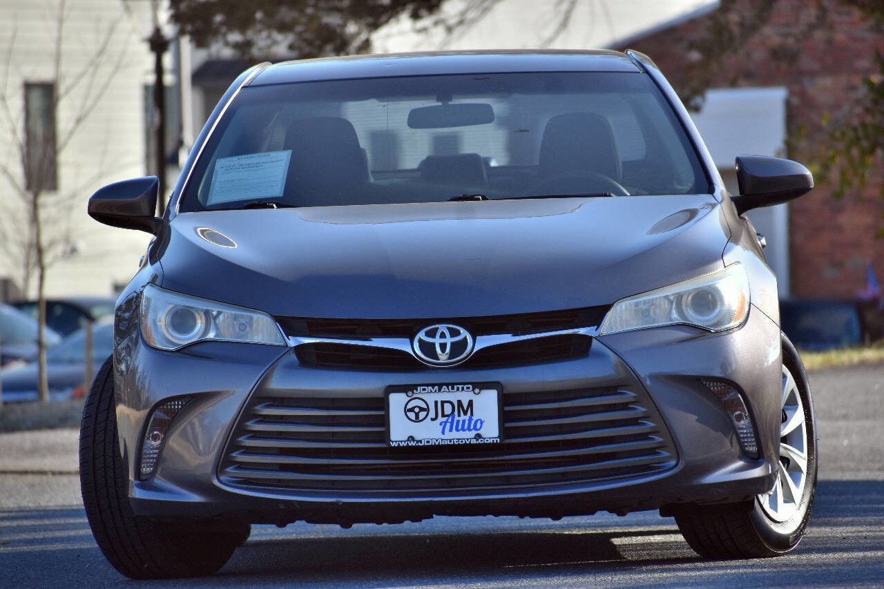 Used 2015 Toyota Camry LE FWD image 3
