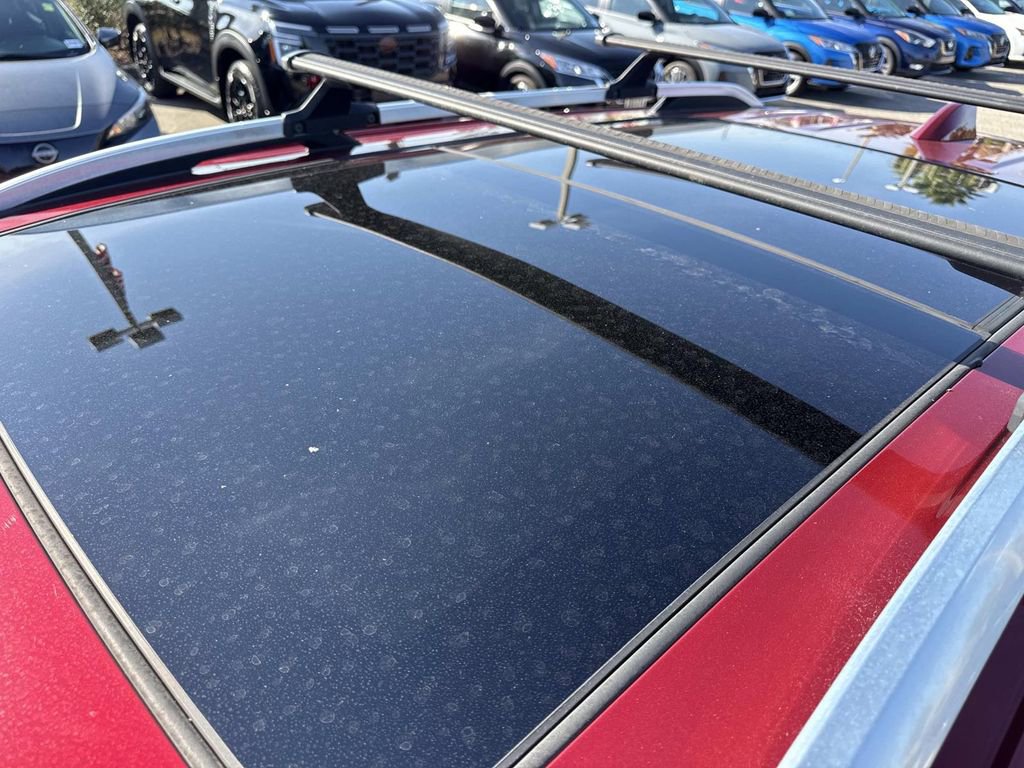 Used 2018 Chevrolet Equinox Premier image 38