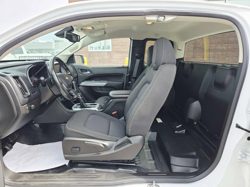 Used 2022 Chevrolet Colorado LT w/ Fleet Safety Package image 13
