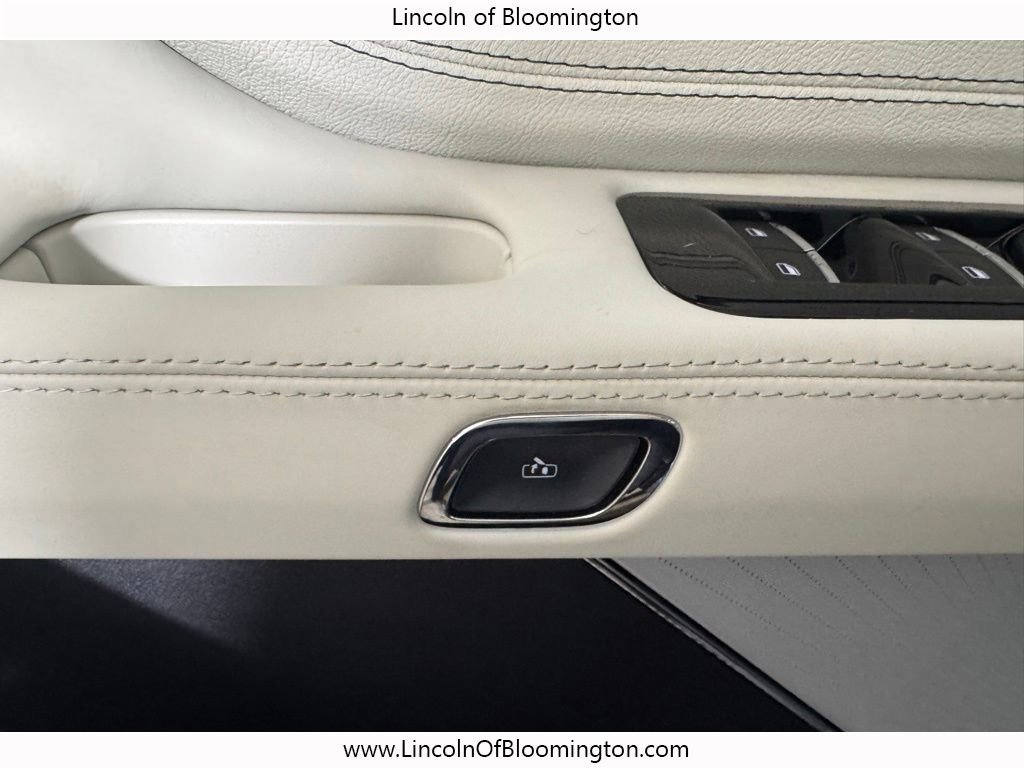 New 2026 Lincoln Aviator Black Label AWD/4WD image 41