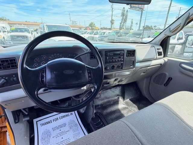 Used 2001 Ford F350 XL image 12