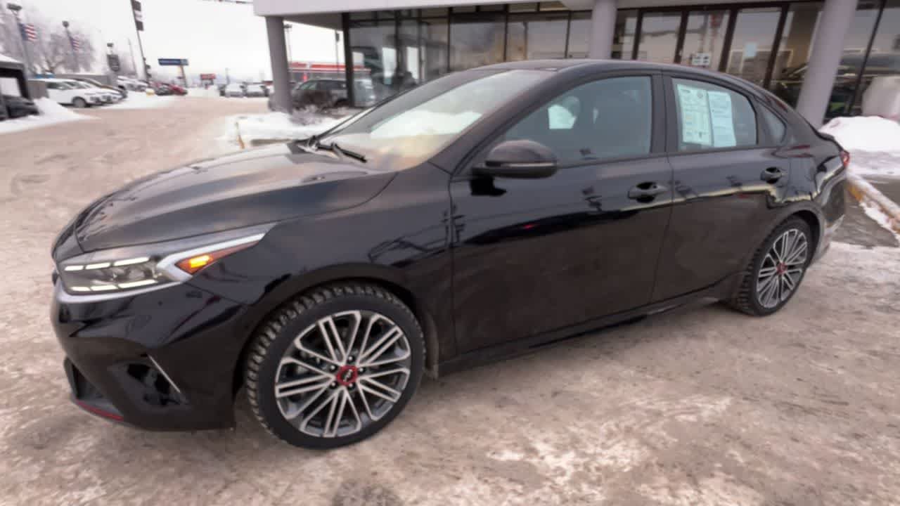 Certified 2022 Kia Forte GT FWD image 4