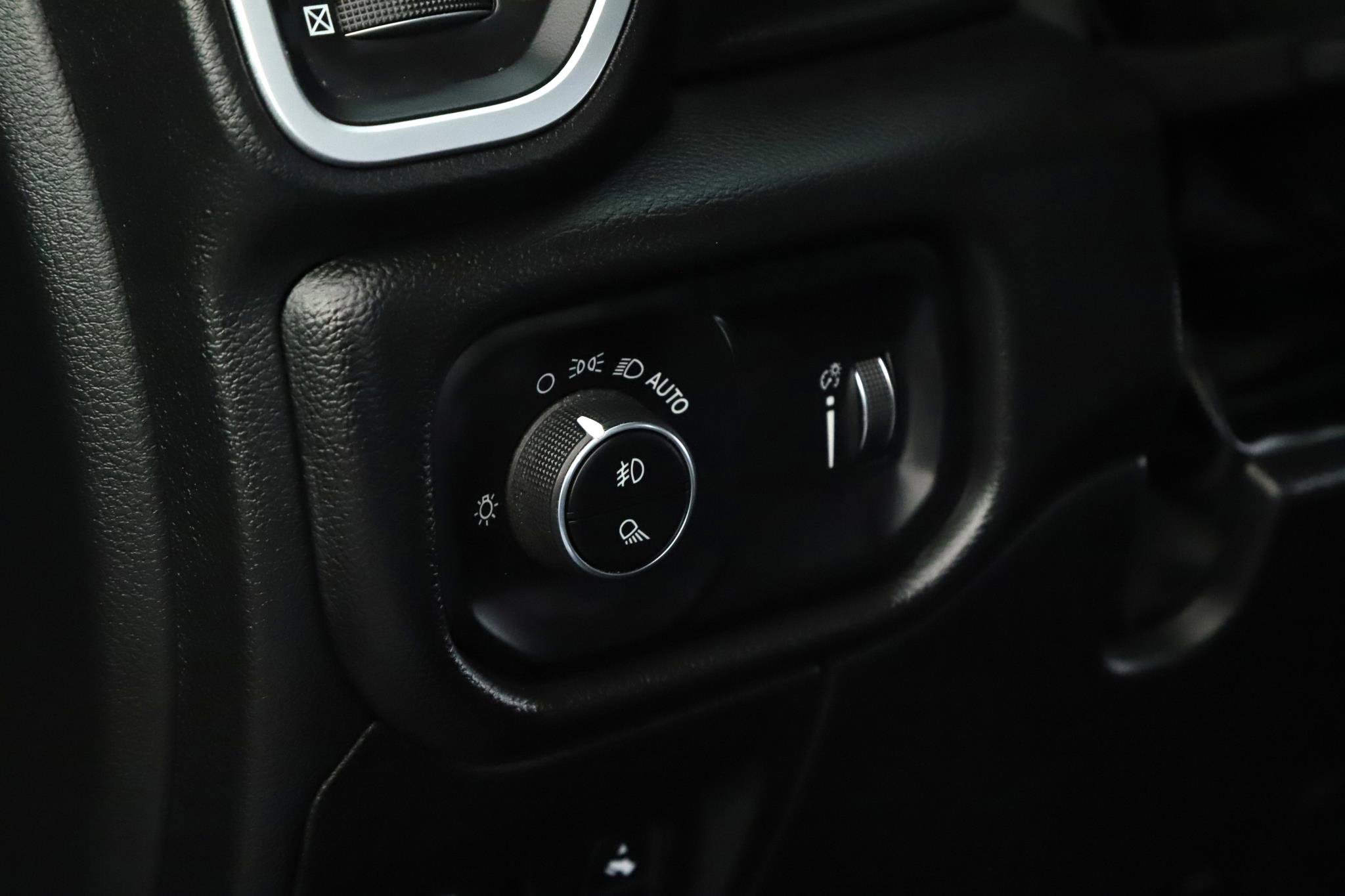 Used 2022 RAM 1500 Big Horn AWD/4WD image 8