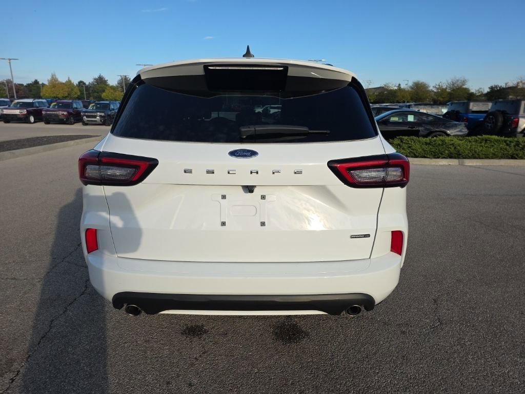 Used 2023 Ford Escape ST-Line Select image 6
