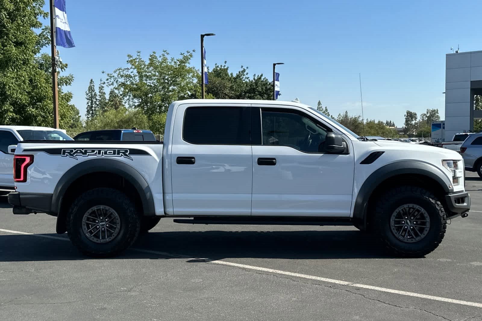 Used 2019 Ford F150 Raptor image 8