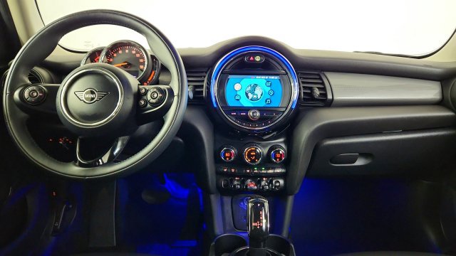 Used 2020 MINI Cooper 4-Door Hardtop FWD image 21