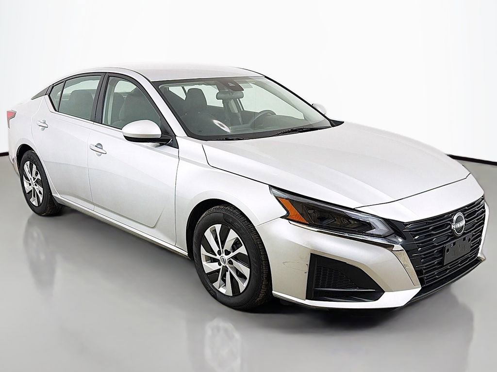 Used 2023 Nissan Altima 2.5 S image 31