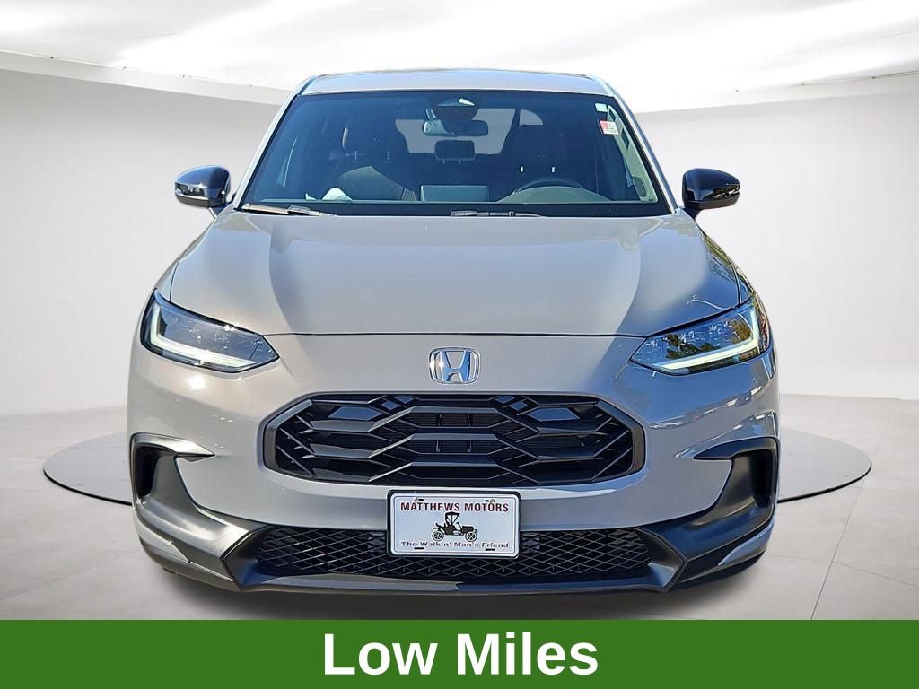 Used 2024 Honda HR-V Sport image 2
