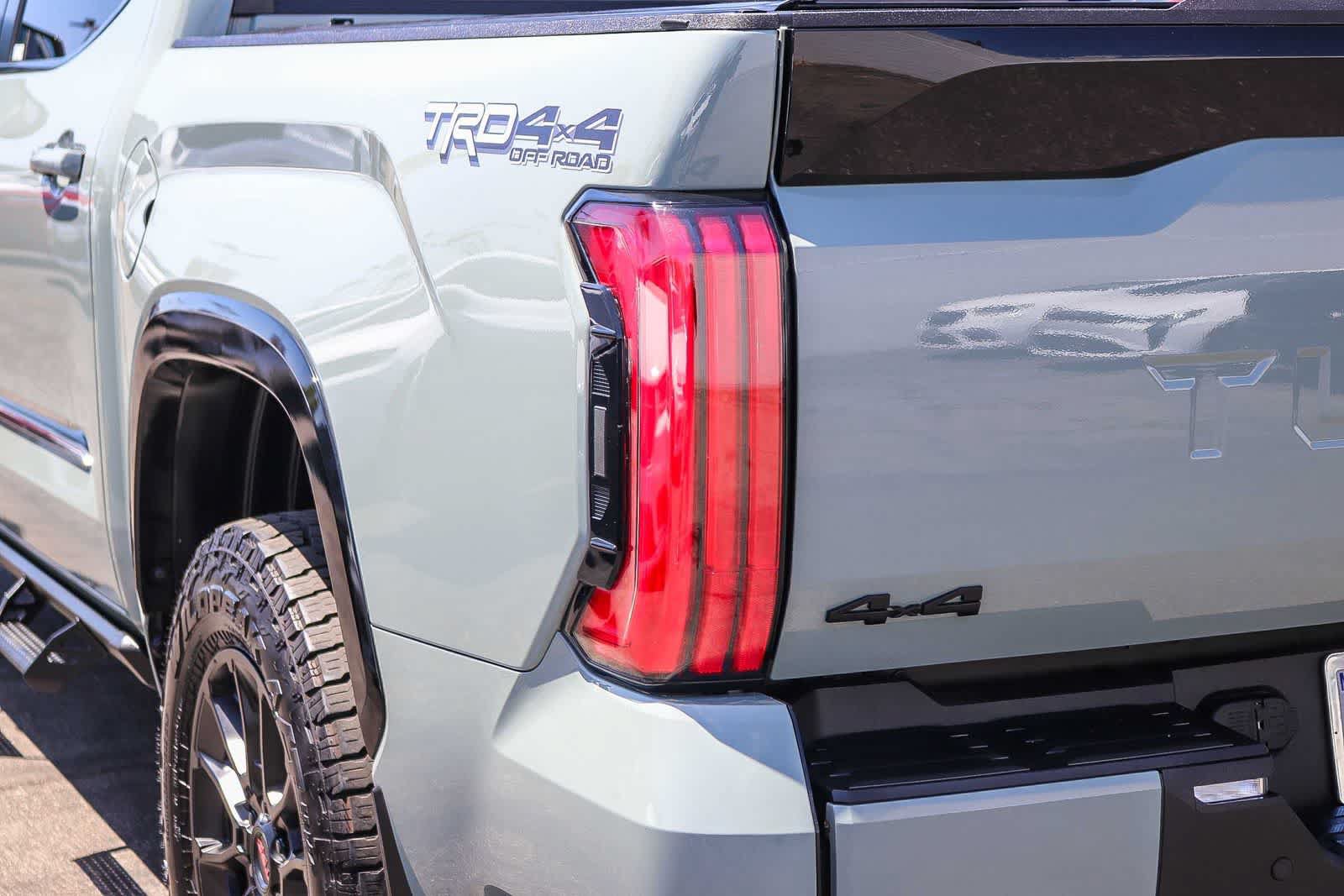 Used 2025 Toyota Tundra Platinum w/ TRD Off-Road Package AWD/4WD image 6