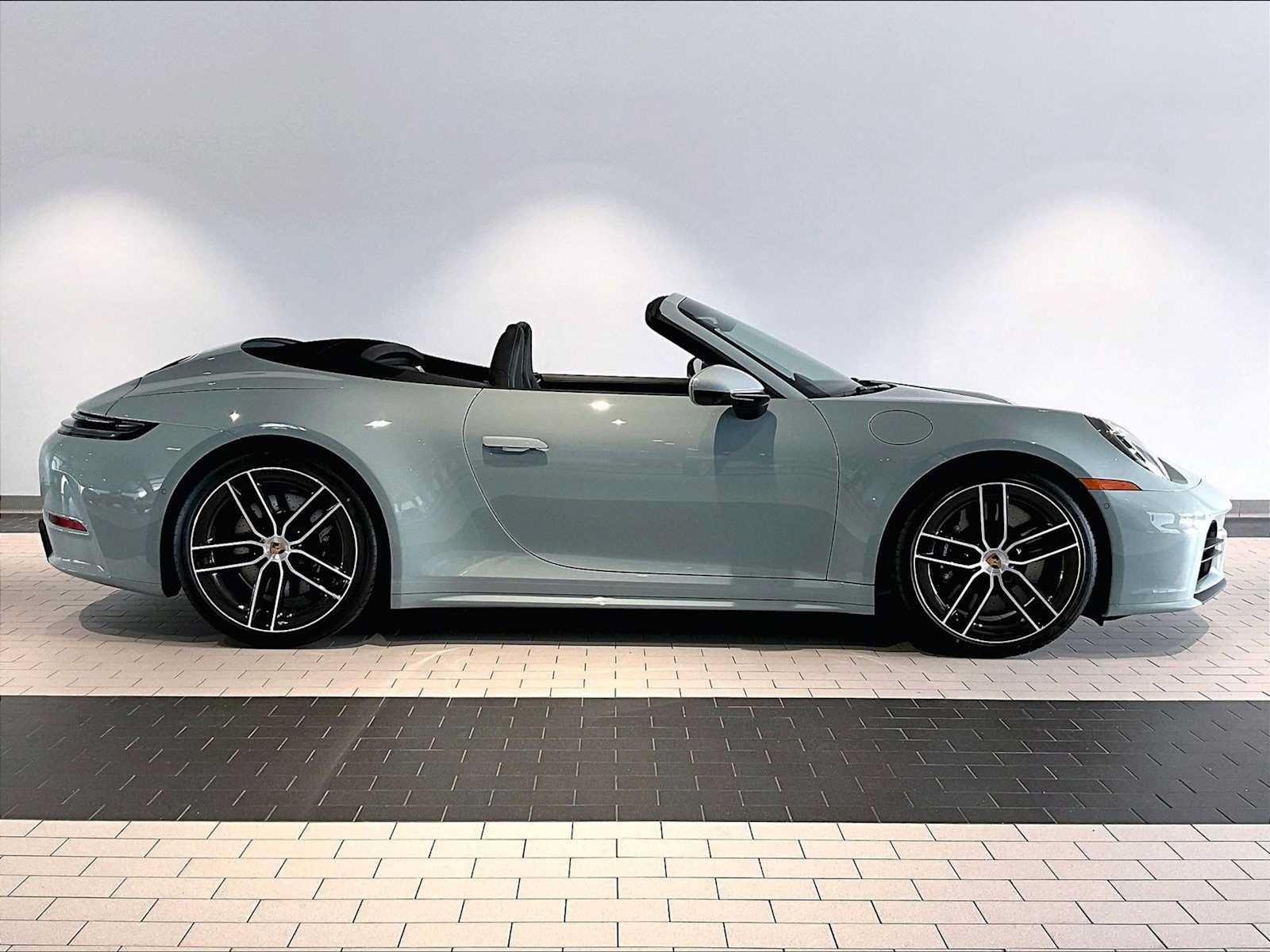 New 2026 Porsche 911 Carrera 4S AWD/4WD image 8