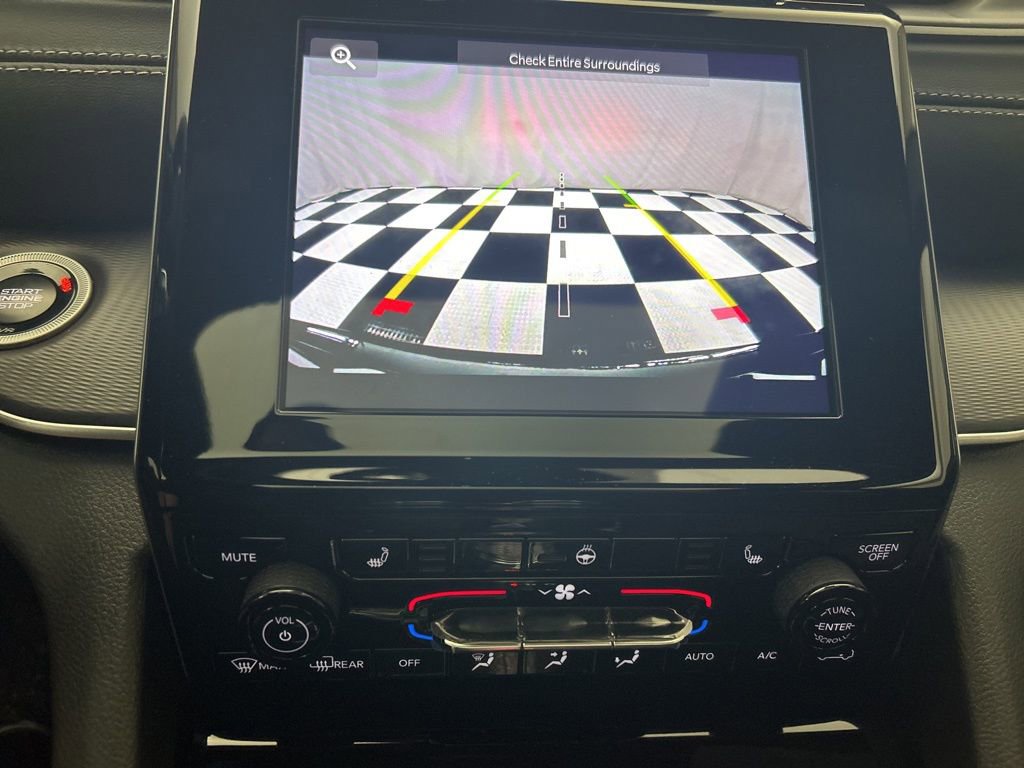 New 2025 Jeep Grand Cherokee Altitude image 39